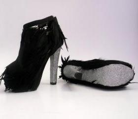 Black feather booties with glitter Night flight