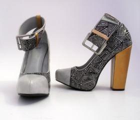 Hand painted high heel shoes Gold Street