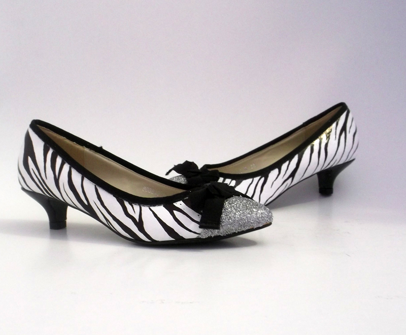 Hand Painted Flats Shoes Glittering Zebra on Luulla